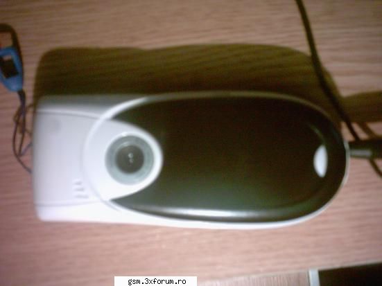 vand telefon nokia 3650 trimis nou din finlanda acum o are sistem de operare symbian cu video
-mp3